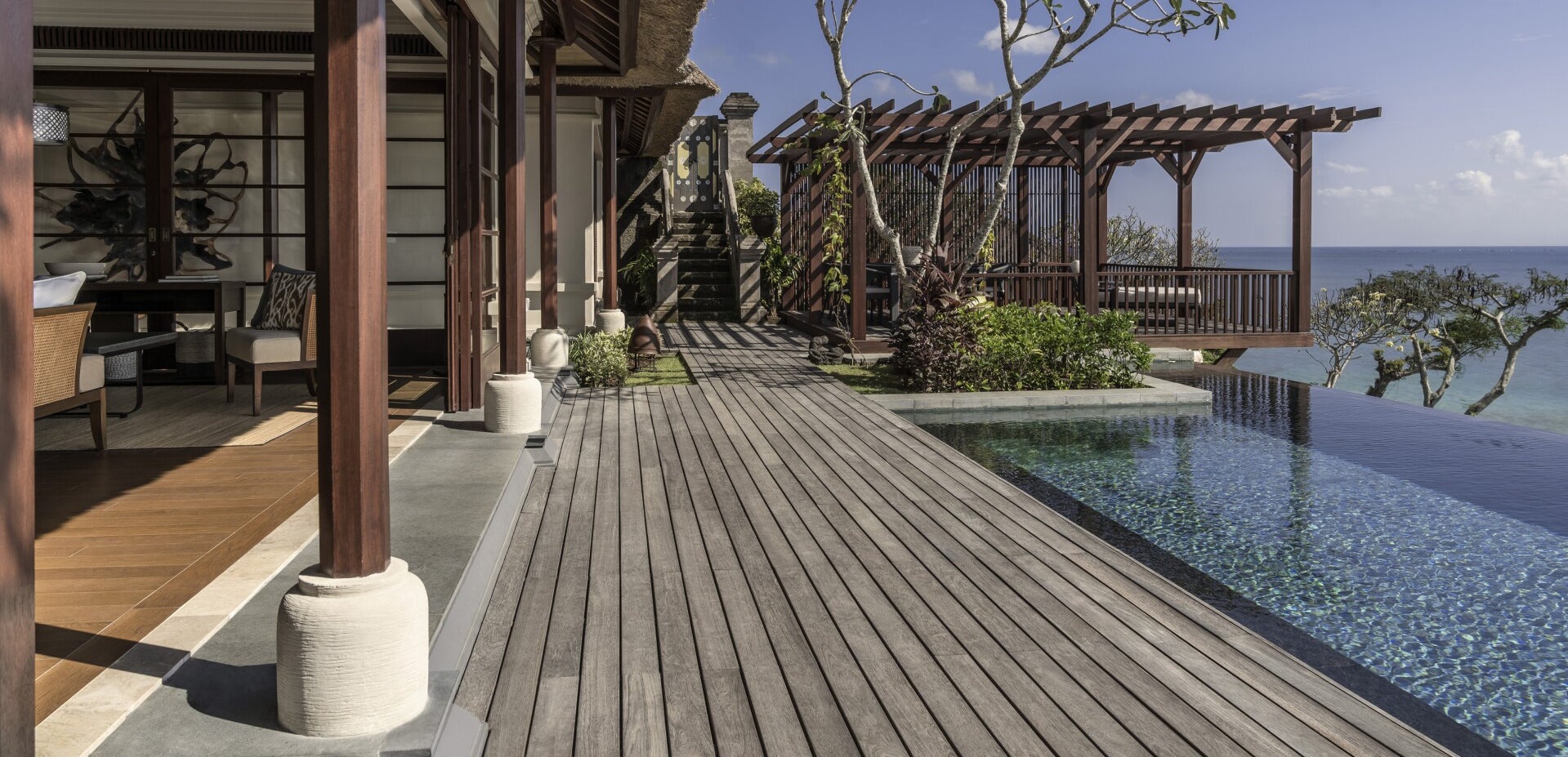 Four Seasons Jimbaran Bay : La quintessence de l’art de vivre balinais