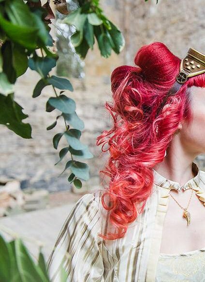 Mariage steampunk : une série mode à l'abbaye de Villelongue
