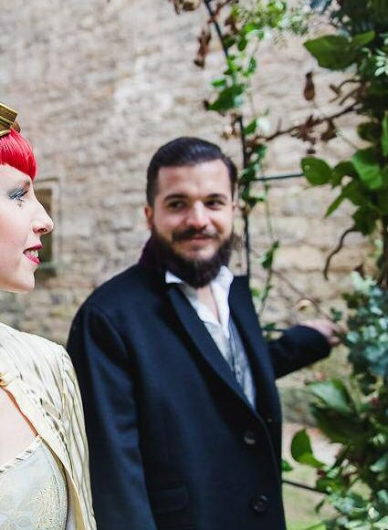Mariage steampunk : une série mode à l'abbaye de Villelongue