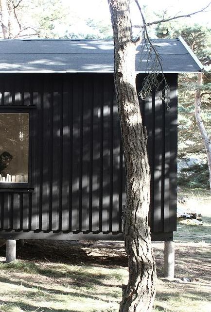 Un petit nid douillet : une cabane de bois pour tout débrancher